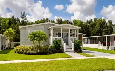 Champion Homes Navigates Housing Market Turbulence with Stable Performance