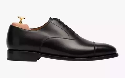 Mastering the Art of Pairing Shoes with Gray Suits