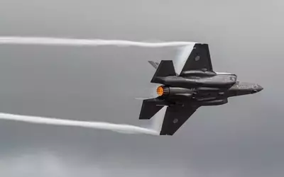 Defense Tech Soars Amid Geopolitical Tensions: A New Investment Frontier
