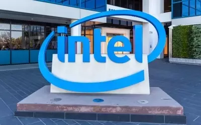 Intel Challenges AMD in Portable Gaming Market with New Chips