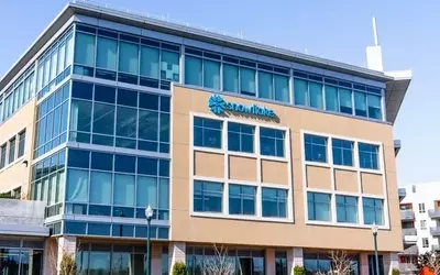 Snowflake's Q1 Surge: A Deep Dive into Financial Performance and Strategic Challenges