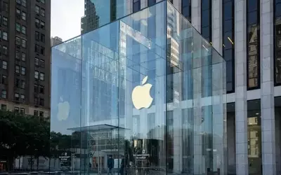 Apple's Valuation Concerns Amidst Dependence on iPhone Sales