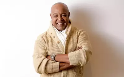 R&B Icon Peabo Bryson Hospitalized After Suffering Stroke