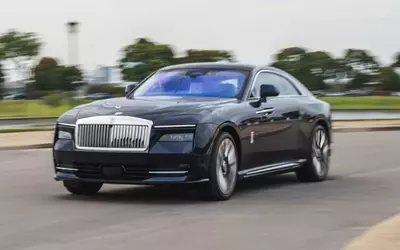 2027 Rolls-Royce Spectre: Redefining Electric Grand Touring