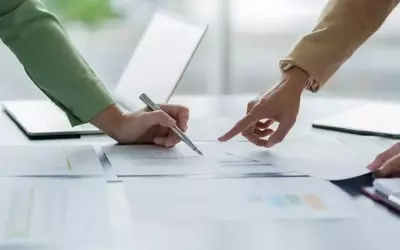 Unpacking the Venture Secondary Market: The Influence of Tech Giants