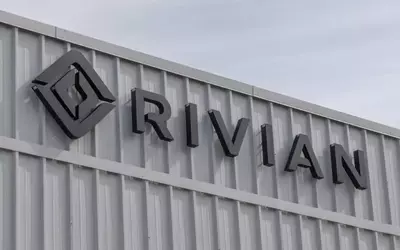 Rivian Software Head Predicts Demise of CarPlay, Android Auto, and Physical Buttons