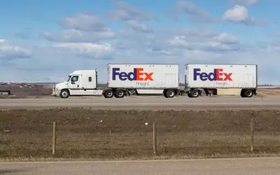 FedEx Freight Spin-off: A Cautious Investment Outlook