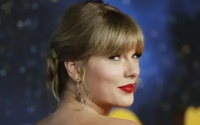 Taylor Swift's Net Worth Soars to $2 Billion, Forbes Reports