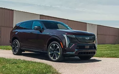 New Device Restores Apple CarPlay and Android Auto to GM EVs