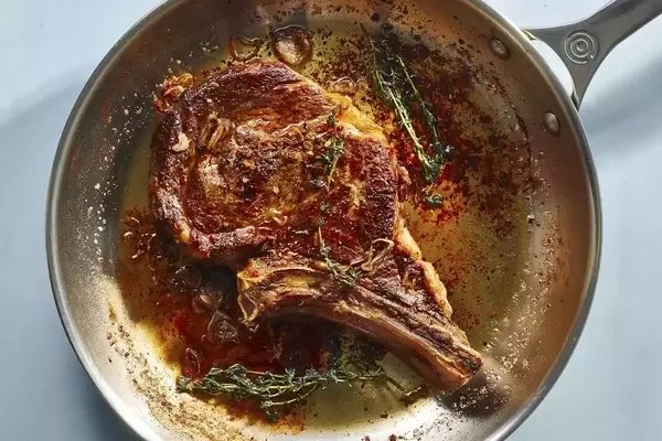 Mastering the Art of Seasoning Meats: A Chef's Guide to Flavorful Cooking