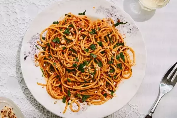 Elevating Comfort: The Allure of Smoky Brown-Butter Pasta