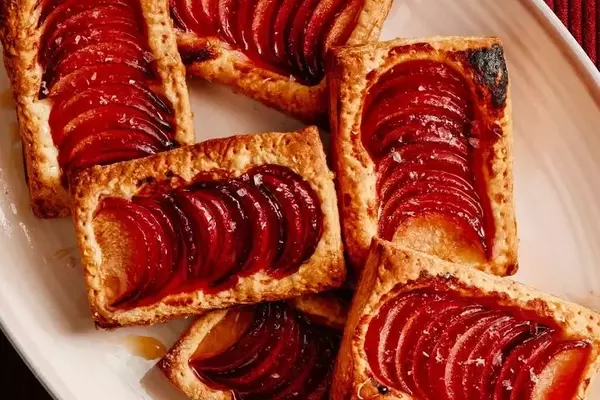 Crafting the Perfect Cherry Turnovers