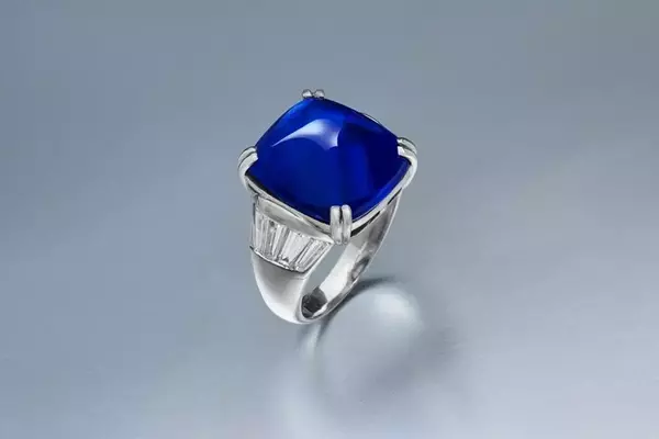 Christie's Online Auction Features Exquisite Kashmir Sapphire Ring Anticipated to Reach $1.2 Million