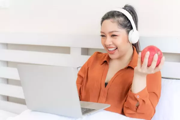 Achieve English Progress in Canada — Learn with an English School Online