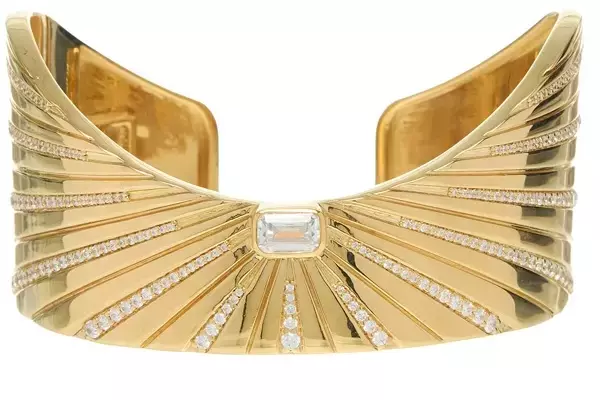 Wyld Box Unveils 'Ray of Light' Collection, Inspired by Vintage Glamour