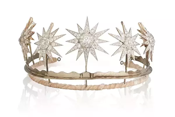 Historic Jewels and Emerald Ring Drive Bonhams London Auction to Record Heights