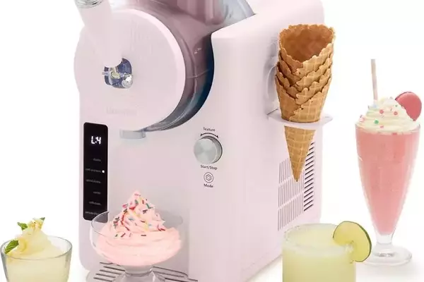 The GreenPan Frost: A Versatile Machine for Frozen Delights