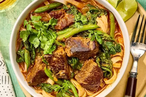 Effortless Delights: Top 20 Slow-Cooker Recipes for Busy Lives