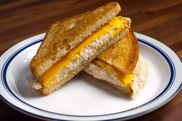The Ultimate Guide to Crafting the Perfect Tuna Melt Sandwich