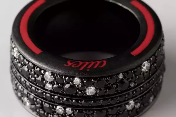 Ailes' Tire Ring: Merging Industrial Design with Fine Jewelry