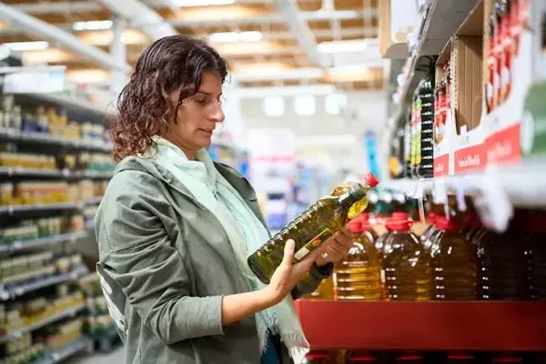 Expert Culinary Strategies for Economical and Waste-Free Grocery Shopping
