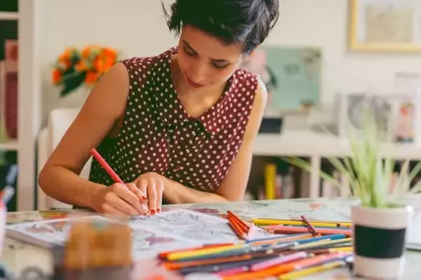 Crafting Your Analog Bag: A Guide to Digital Detox
