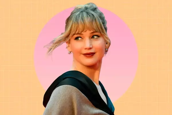 Jennifer Lawrence's Airport Snack Indulgence: Doritos and Dietitian Insights