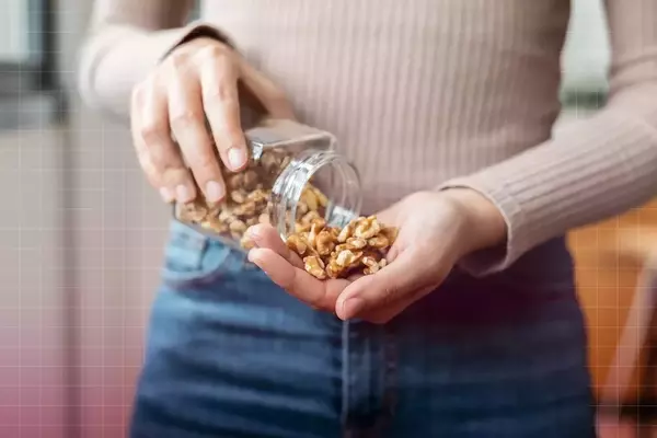 Walnuts: The Ultimate Cholesterol-Lowering Powerhouse