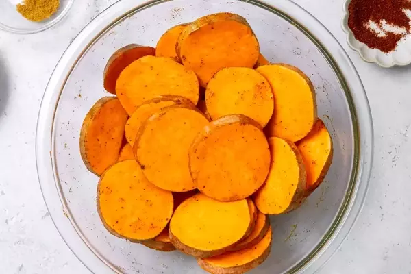 Delicious Chicken and Sweet Potato Wraps for a Quick Meal