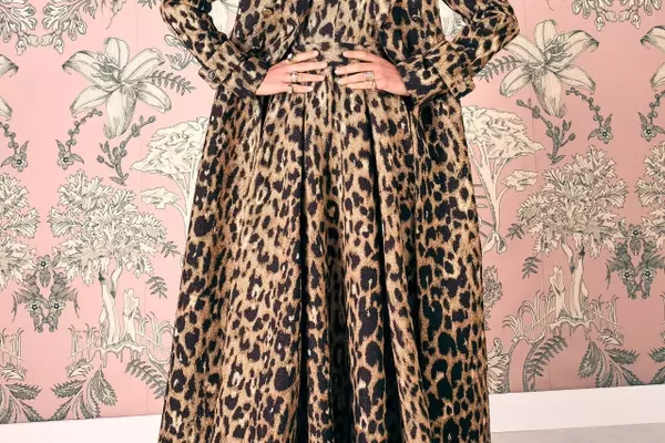 Temperley London's Fall 2026 Collection: A Tribute to Old Hollywood Glamour