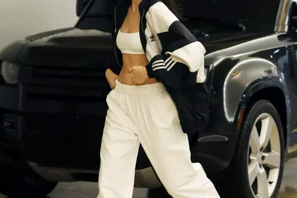 Kendall Jenner's Latest Style Statement: The Return of the Adidas Superstar