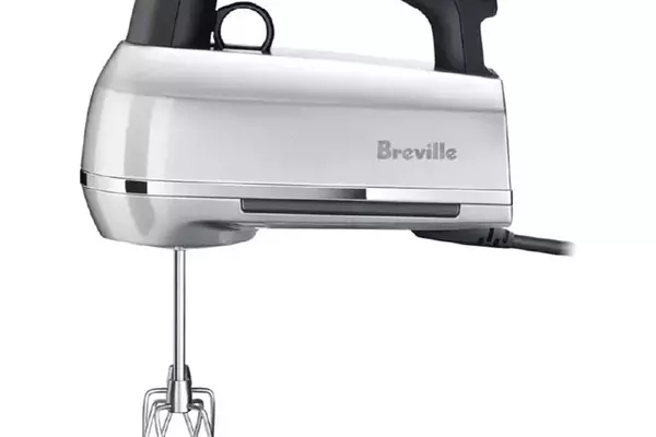 The Ultimate Guide to Hand Mixers: Top Picks and Performance Review