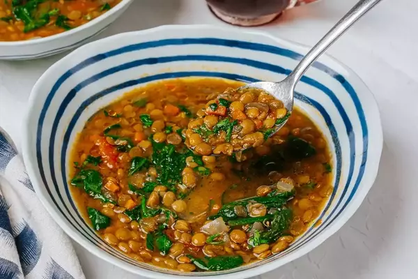 Mastering Slow-Cooker Lentil Soup: A Guide to Rich Flavors and Perfect Texture