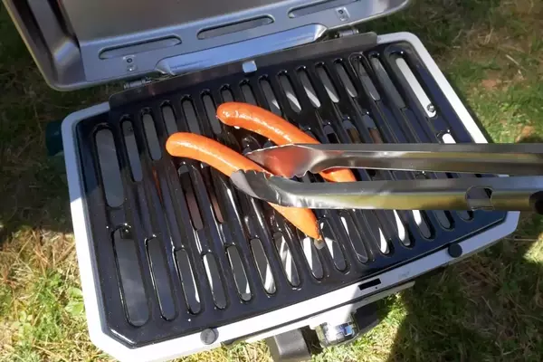 The Ultimate Guide to Choosing the Best Grilling Tongs