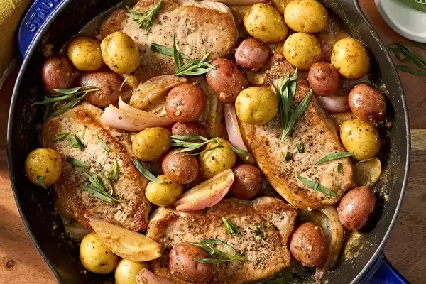 Honey-Mustard Pork Chops with Potatoes: A Quick and Healthy Meal