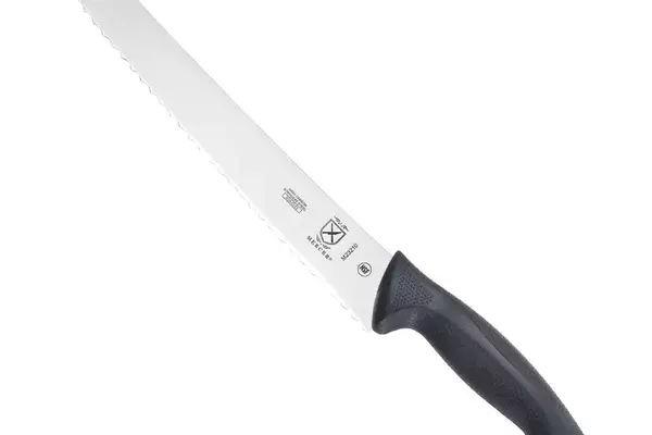 Top Affordable Bread Knives for Superior Slicing
