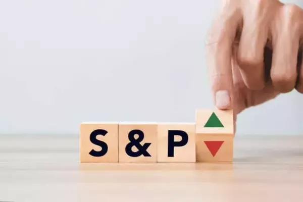 The Concentrated Risks of US Market Index Funds