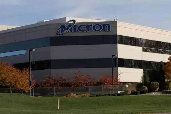 Micron Stock Surges on Robust Memory Chip Demand and Credit Upgrade