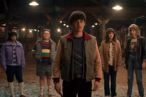 Gen Z's Shifting Entertainment Consumption: Streaming Hopping, Gaming Skepticism, and Theatrical Loyalty