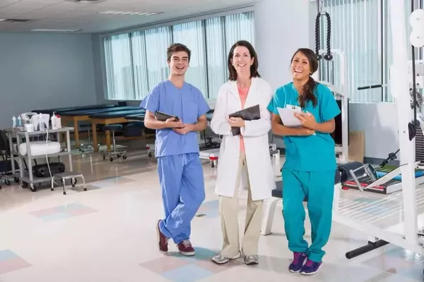 Physical Therapy Assistant Courses in the U.S.: Training, Skills, and Career Information