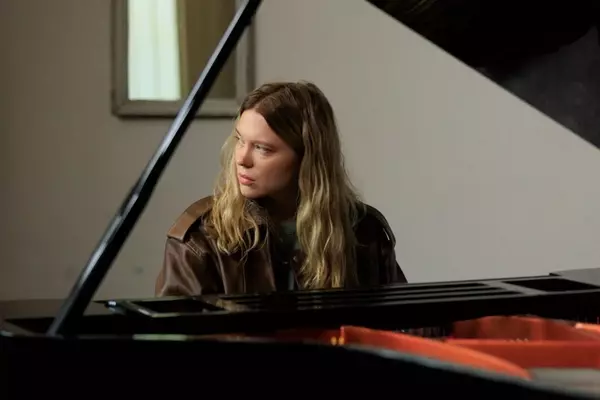 Léa Seydoux Faces Unsettling Truths in Cannes Film 'Gentle Monster' Clip