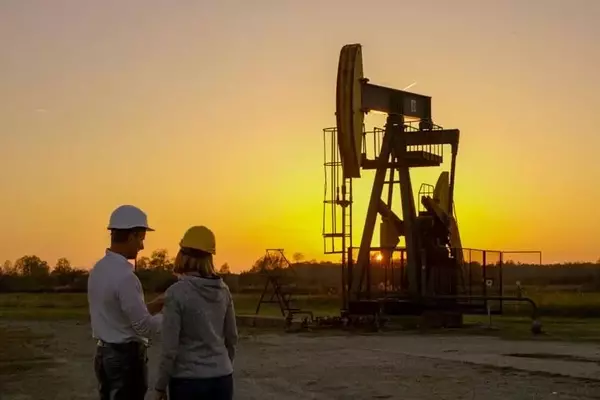 Devon Energy vs. Chevron: Which Oil Stock is the Better Buy?
