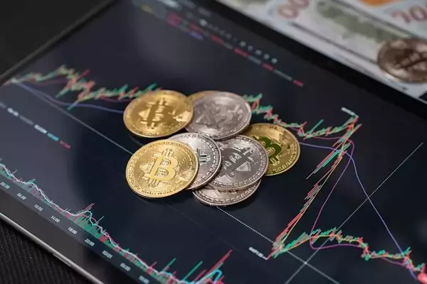 Treasury Yields: A Headwind for Bitcoin's Ascent