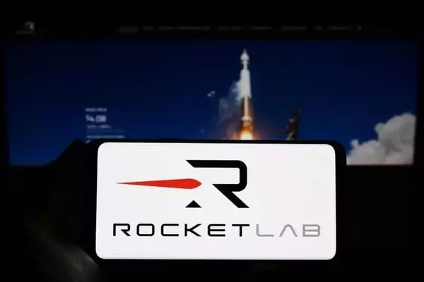 Leading Large-Cap Stocks Soar Amidst Tech and AI Boom