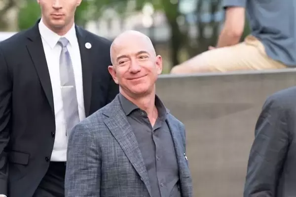 Jeff Bezos-Backed Slate Auto: A Rising EV Contender Capturing Investor Attention