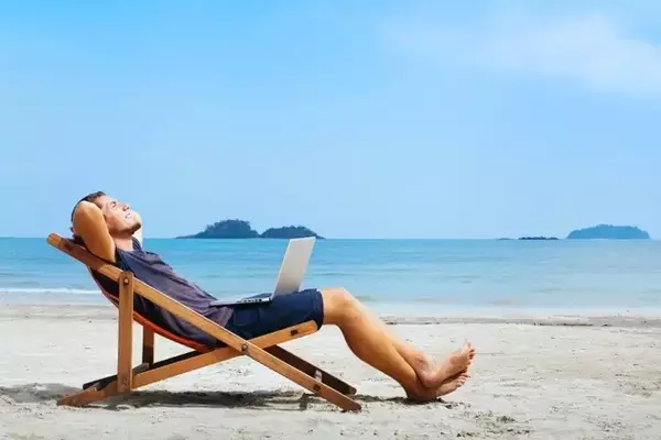 Identifying Top Monthly Dividend BDCs for Stable Retirement Income