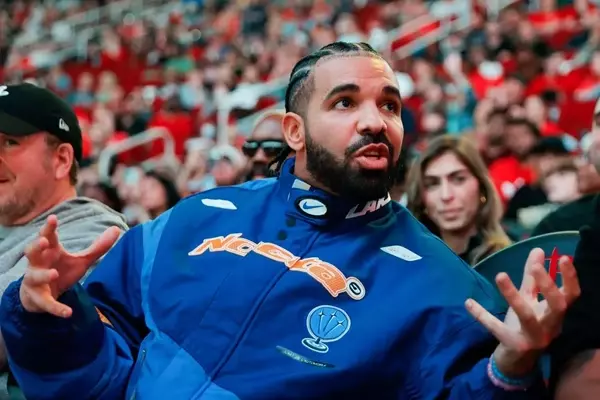 Drake Makes History on Album Charts with Three Top Debuts