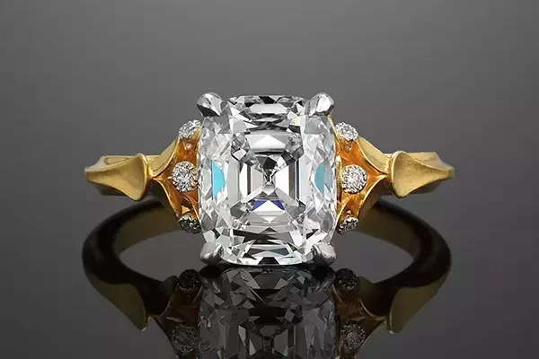 Berkshires Jeweler's Approach to Natural Diamond Sales: Emphasizing Beauty
