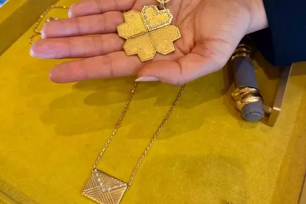 Dynamic Jewelry Steals the Spotlight in Las Vegas