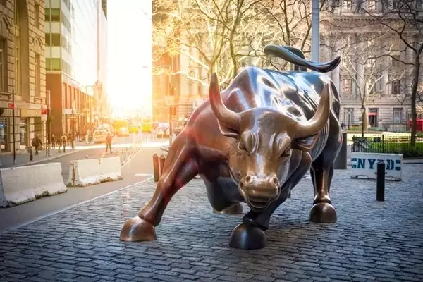 Market Correction: A Buying Opportunity Amidst AI Boom